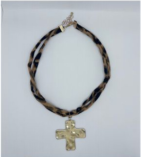 Gargantilla cruz tejido animal print