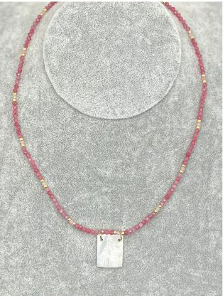 Gargantilla cristal facetado con escapulario nácar Rosa/Nácar/Dorado